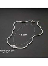 Silver-tone crystal necklace, 42.5 cm length, rectangular center pendant on chain