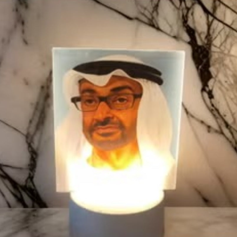 Huitich cultural portrait lamp with illuminated portrait design on a modern table lamp