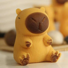 Huitich A - Express Capybara Fidget Toy Elastic Pinch Squeeze Desk Ornament - Mumzar