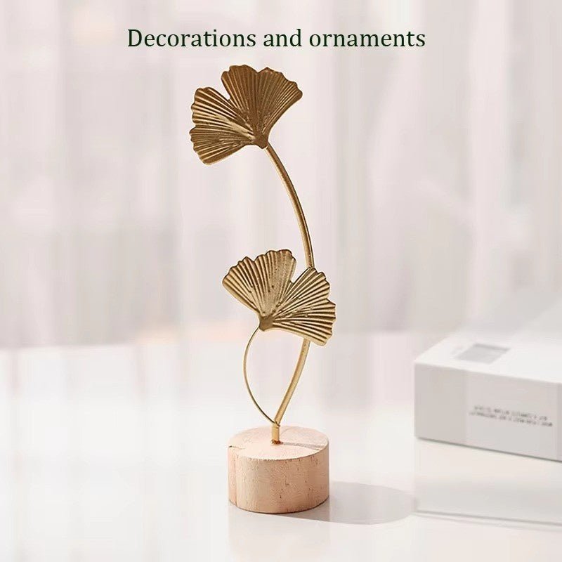 Huitich A - Express Golden Ginkgo Leaf Decor Metal Figurine - Mumzar