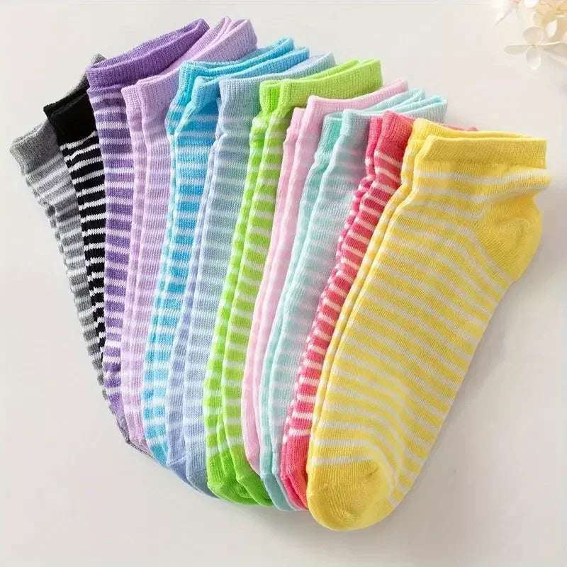 Huitich A - Express Heart Print Ankle Socks for Women - 50 Pairs - Mumzar