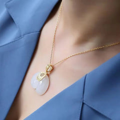 Huitich A - Express Hetian Jade Elephant Necklace 18K Gold - Mumzar
