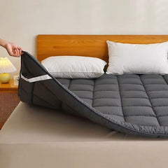 Huitich A - Express Quilted Mattress Pad with Lacing - Mumzar