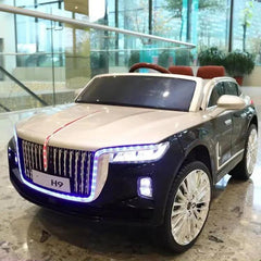 Coche eléctrico infantil de batería de 12 V de nuevo diseño: textura exquisita, puertas que se abren y volante ajustable.