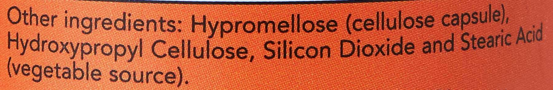 Now Foods Raw Maca capsules closeup label listing hypromellose hydroxypropyl cellulose silicon dioxide stearic acid