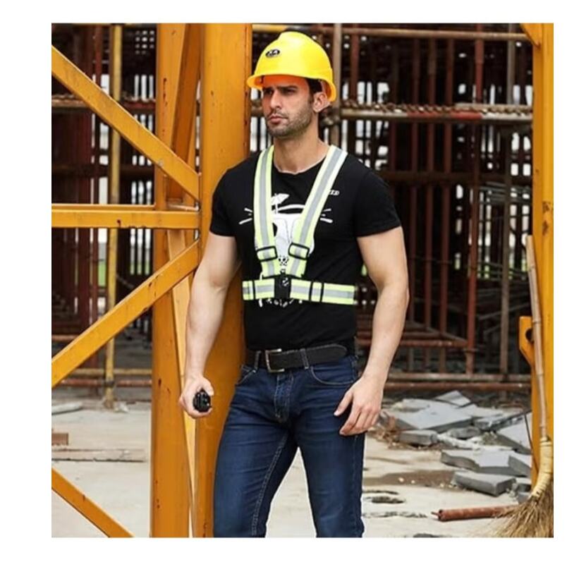 Man wearing Huitich reflective safety belt for scooter with yellow safety helmet at construction site