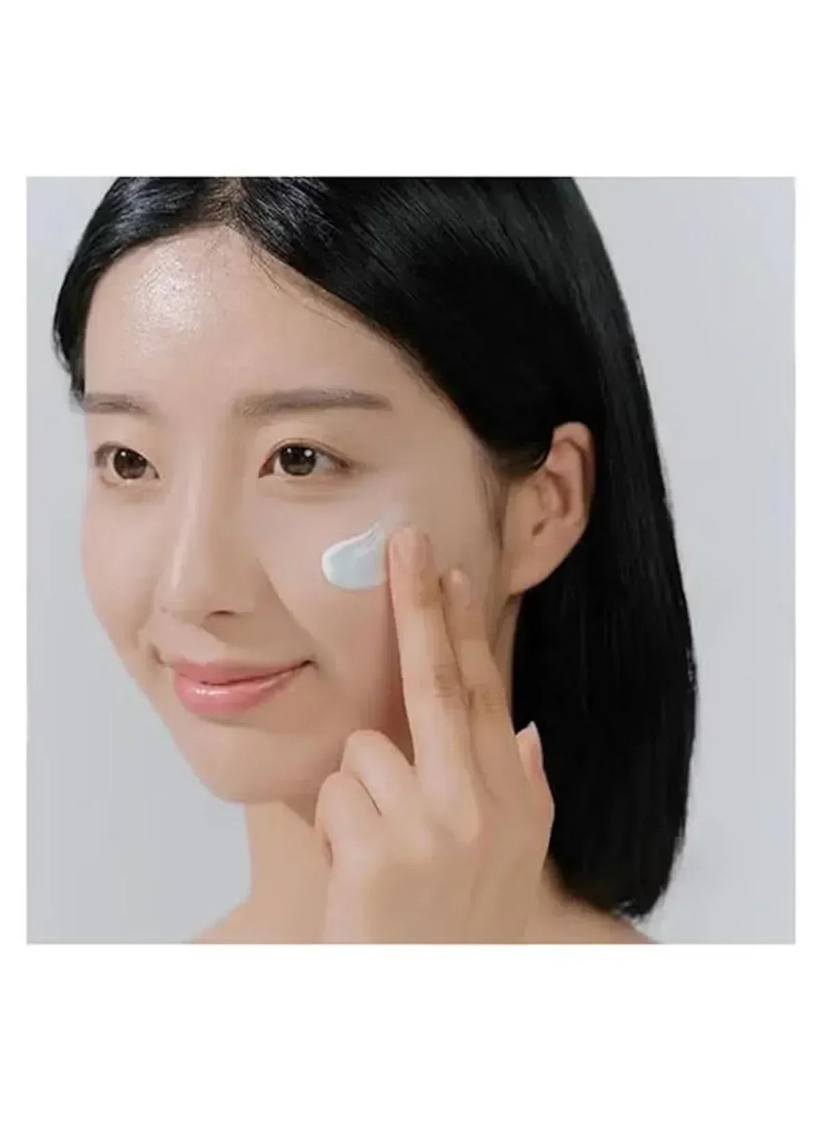 Madagascar Centella Hyalu Cica Water Fit Sun Serum SPF 50+ - Mumzar