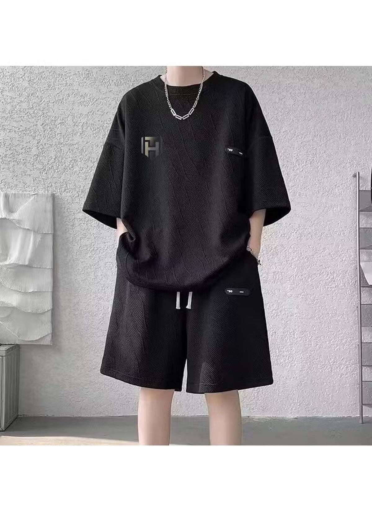 Huitich black summer activewear set for men online with loose fit T-shirt and shorts