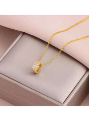Adjustable Gold Round Crystal Pendant Necklace
