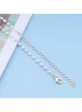 Faux pearl Y-necklace chain with clasp ends and round pearl dangles