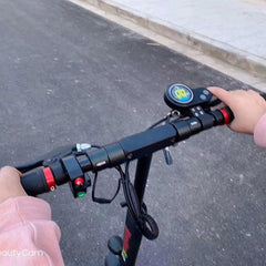 Huitich electric scooter handlebar with display showing speed for high speed commuter scooter 48V